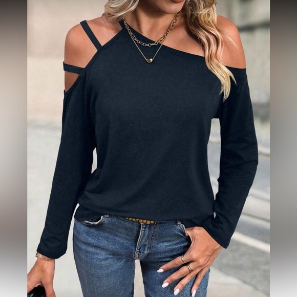 Women's Cutout Top